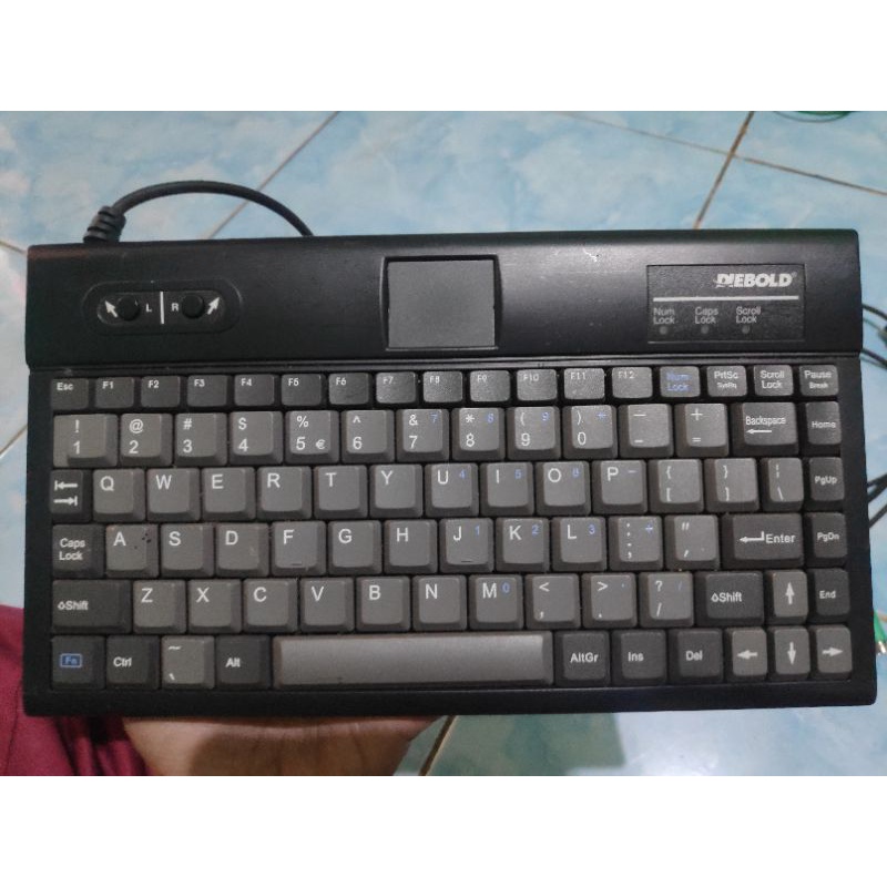 keyboard diebold dan mouse