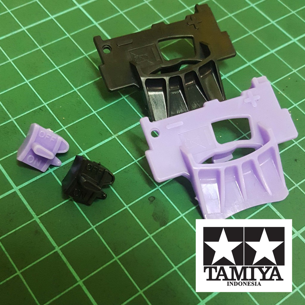 TAMIYA ON OFF CHASSIS AR . SAKLAR CHASSIS AR MINI 4WD