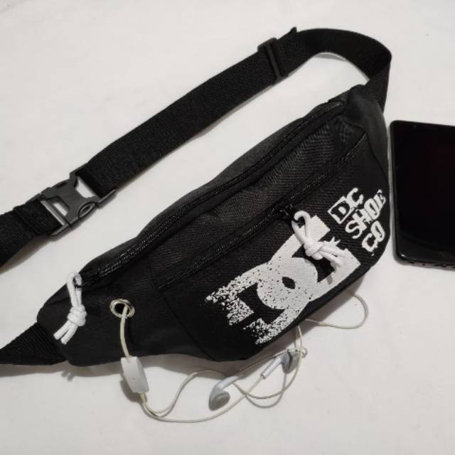 Tas DC SHOE CO // Tas Selempang Pria // Tas Waistbag Pria