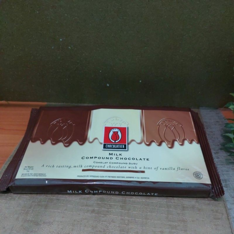 

Tulip milk compound chocolate 1kg