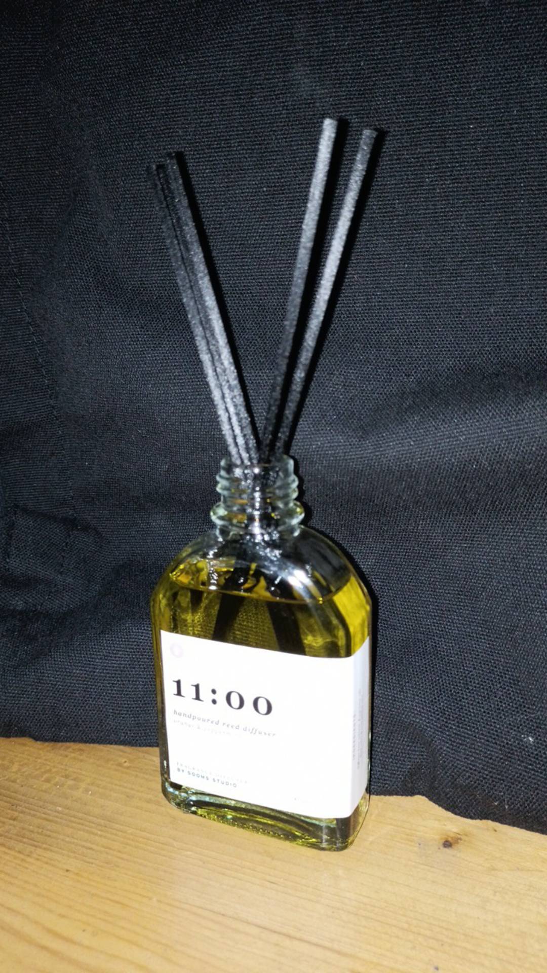 11:00 Reed Diffuser 100ml - Orange & Peppermint