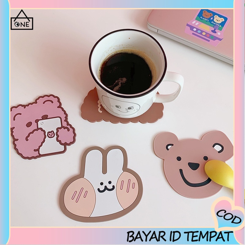 COD❤Cute Cup Coaster Smiley Cloud Avocado Kartun Tatakan Meja Non-slip Alas Silikon Tahan Panas A one