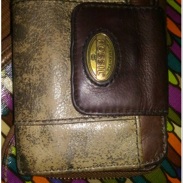 Dompet fossil short explorer SOLD