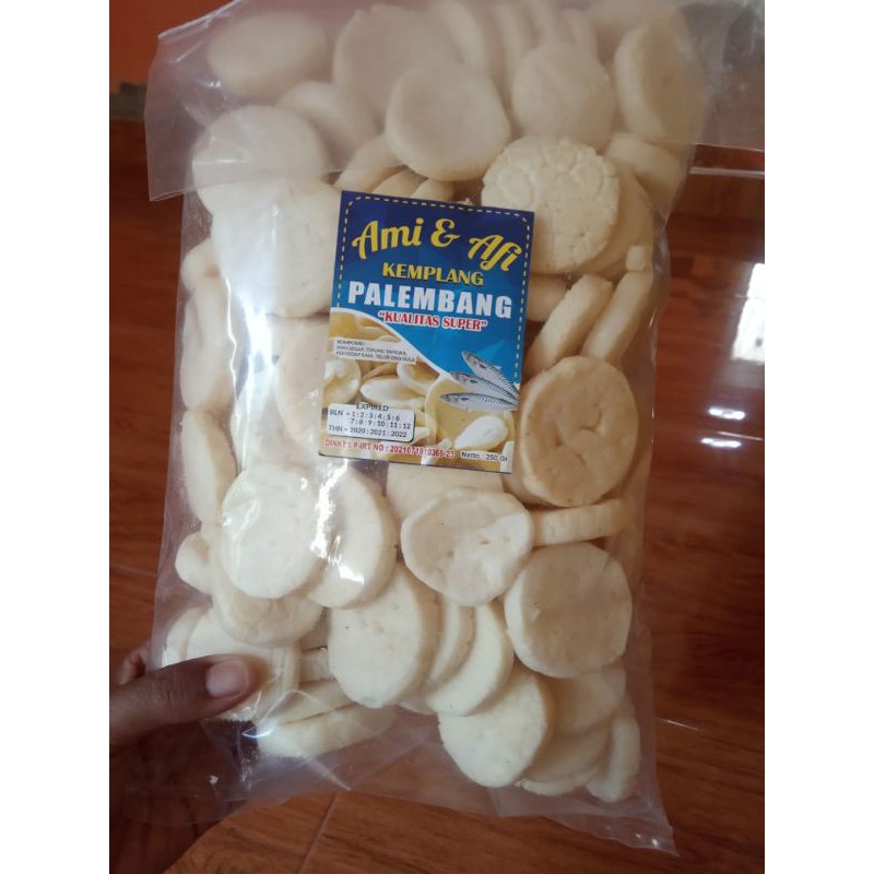 

Kerupuk Kemplang (250gr)