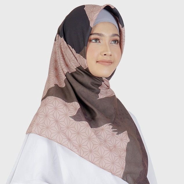 Jilbab Segiempat Elzatta Kaila Voal Premium Series-Widuri - Olive