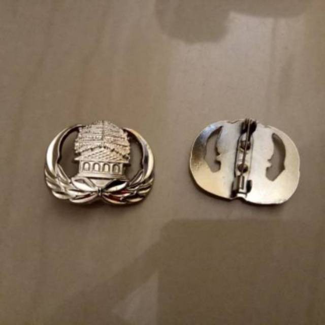 SILVER LENCANA Pin Korpri Pin Kopri Pin ASN Bross Pin Abdi Negara Silver 3cm Tebal