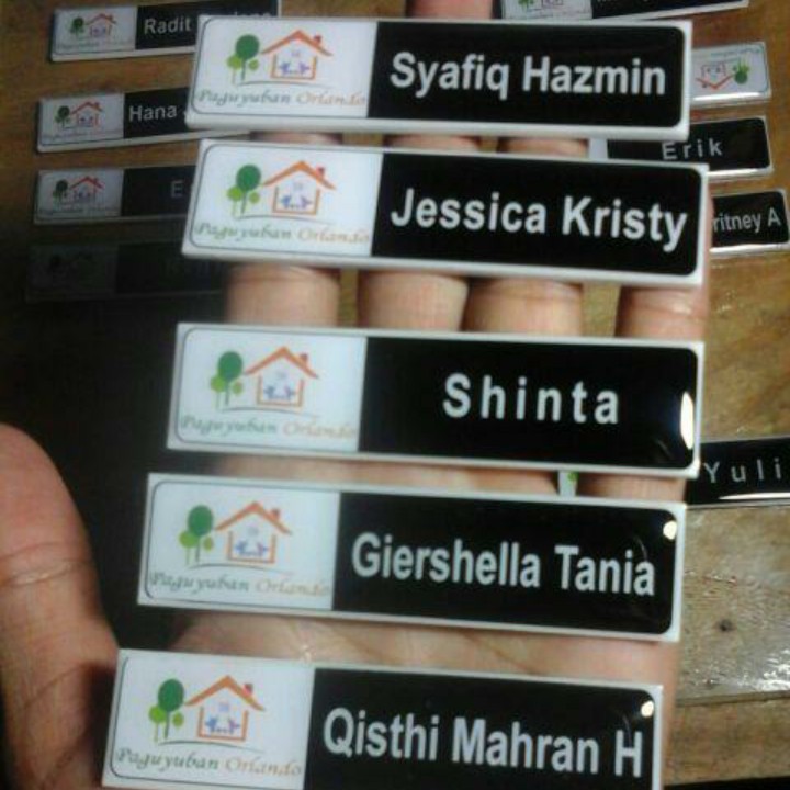 

NAME TAG AKRILIK CEMBUNG + RESIN