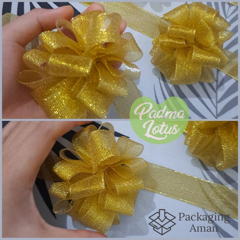 Pita Hampers pompom gold silver