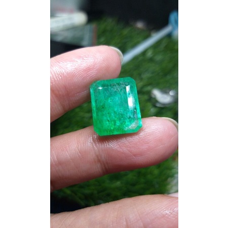 zamrud Colombia estimasi