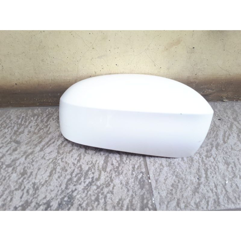 Cover spion honda brio kanan