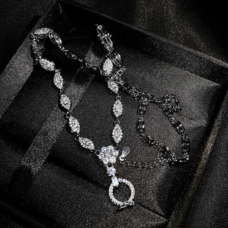 Luxury Fashion Moissanite Universal Necklace (without Pendant)