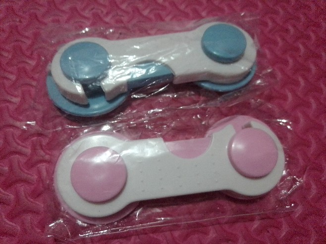 Kunci Pengaman Lemari /kulkas/ Pintu