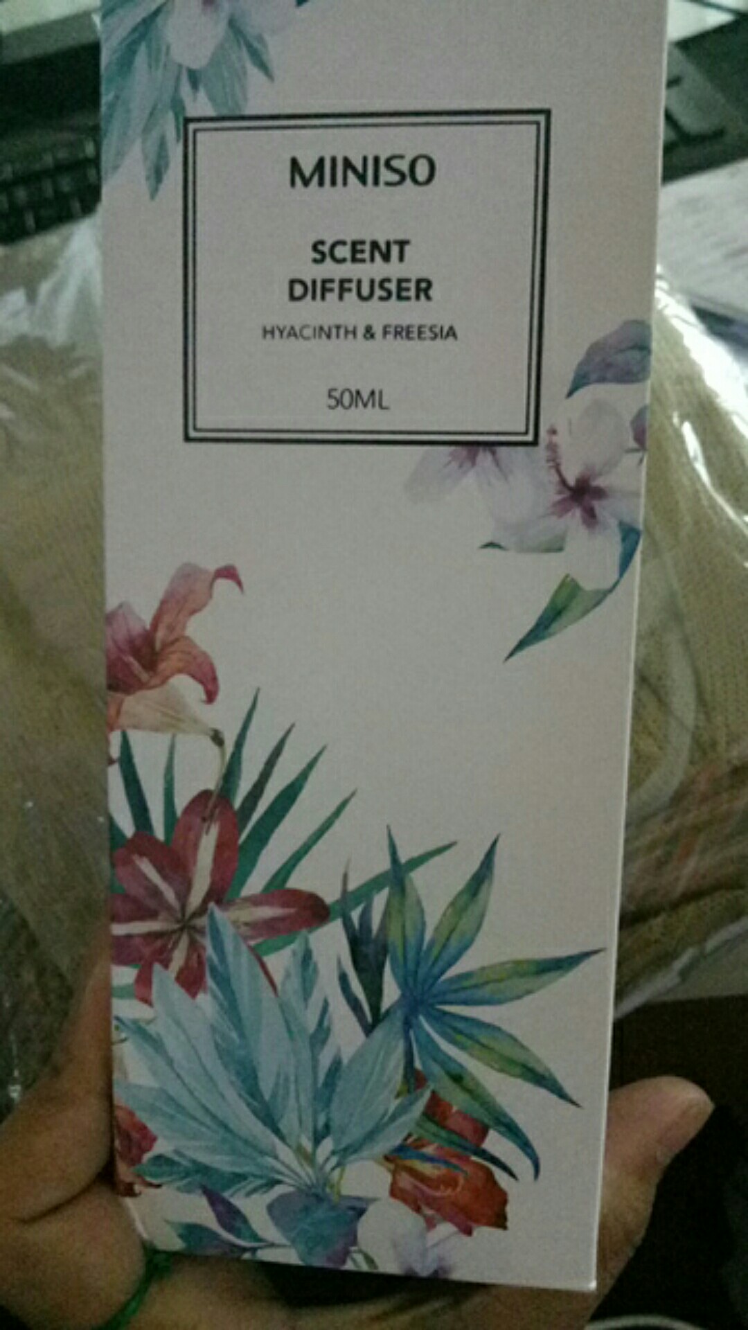 Miniso  Beauty Sewangi Pewangi Ruangan Diffuser Aromatherapy Pengharum Bunga 50ml