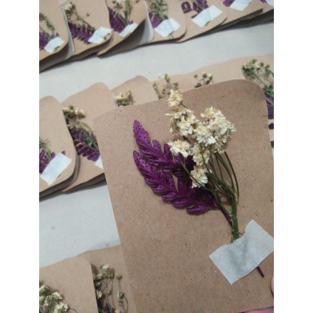 

Dried Flowers Card