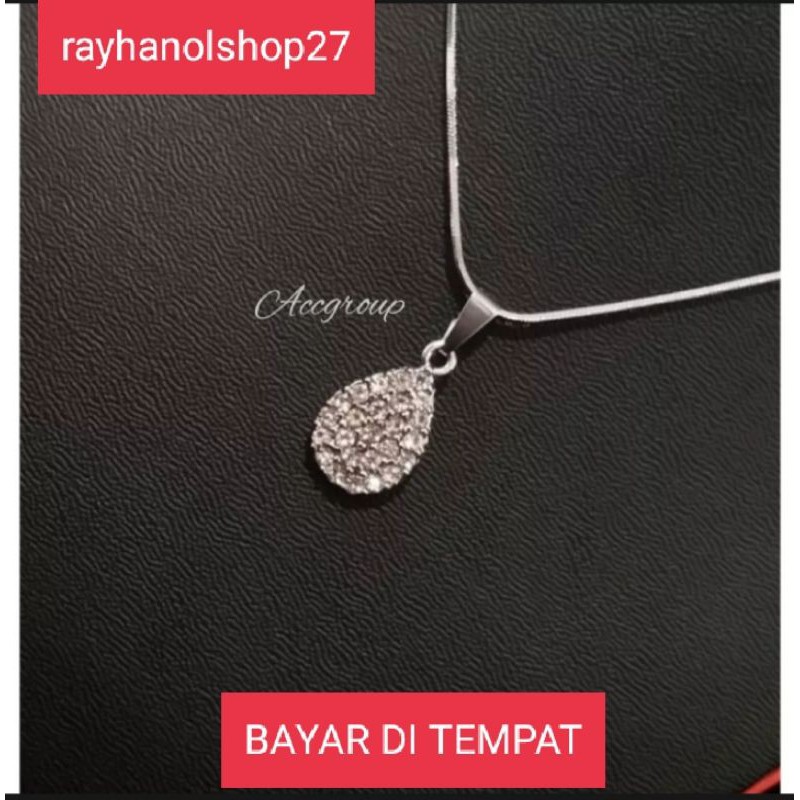 Kalung liontin Bandul full permata fhasion wanita  anti karat warna silver