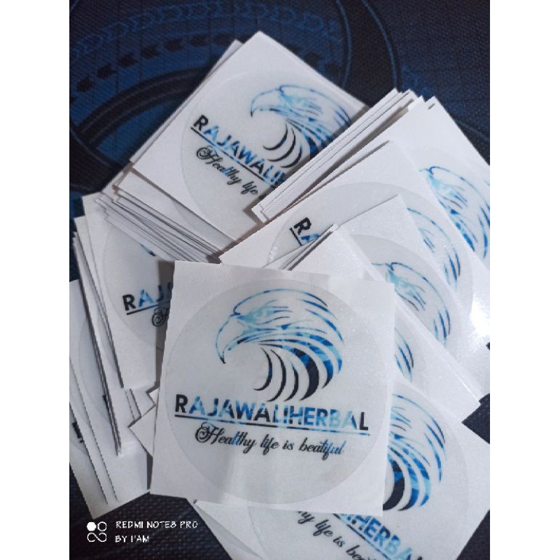 

Stiker CUSTOM WATERPROOF bahan vinyl, stiker label murah meriah