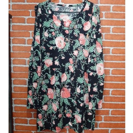 Kaos Bunga Bunga Lengan Panjang