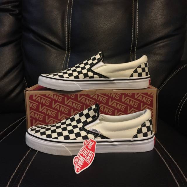 Vans slip on checkerboard b/w original (BNIB)/sepatu vans/vans original/sepatu pria/vans murah