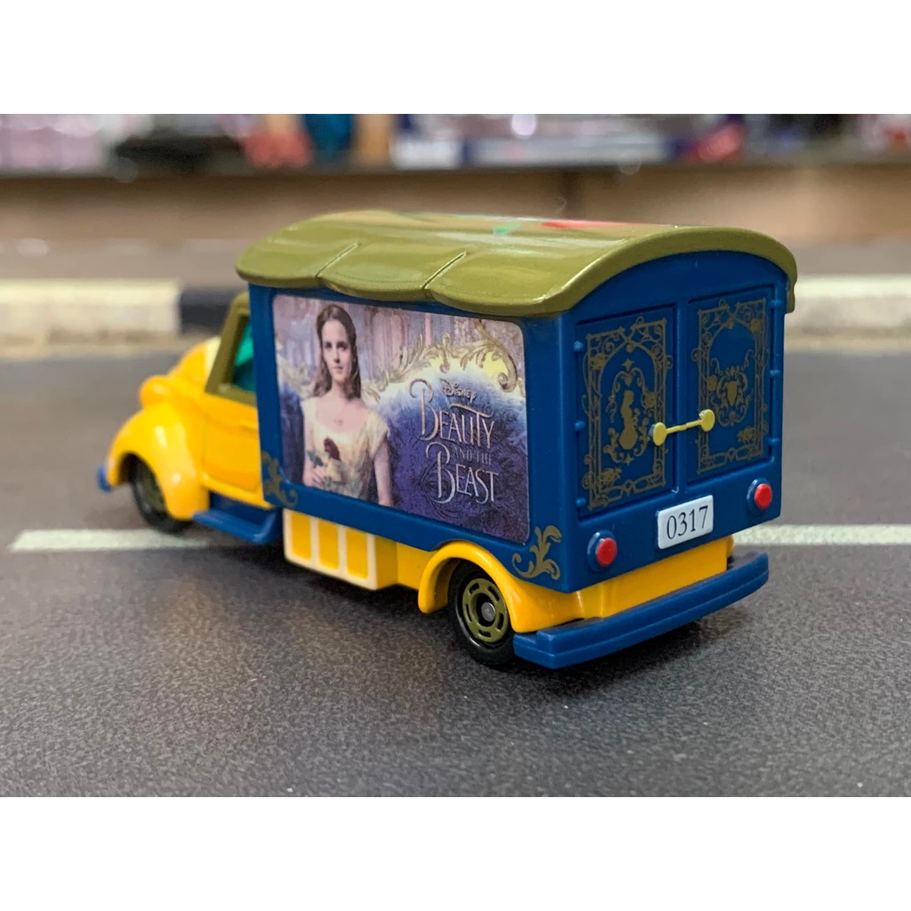 Tomica Disney Motors Belle Beauty And The Beast