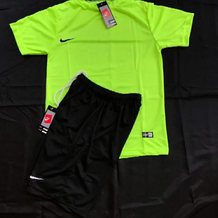 Paling Diminati jersey futsal kaos futsal baju futsal kaos pria celana pendek pria warna hitam putih