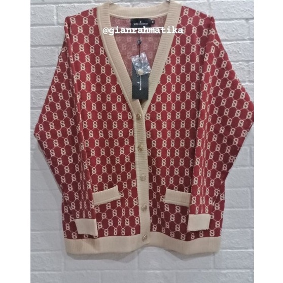 BUTTONSCARVES FOR BENANG JARUM SIGNATURE MONOGRAM CARDIGAN CHERRY ( M )