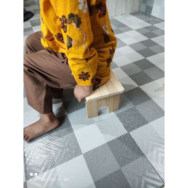 Dingklik Kayu / Kursi Jongkok KECIL / Jengklok / Kursi Jongkok Kayu