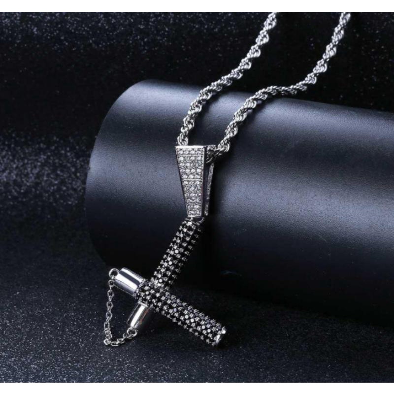 Kalung Rantai Liontin Nunchaku Hipster Hias Kristal Zircon Warna Hitam Untuk Pria