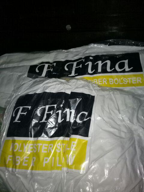 Bantal Guling Silicon Merk Fina 1kg=2pc