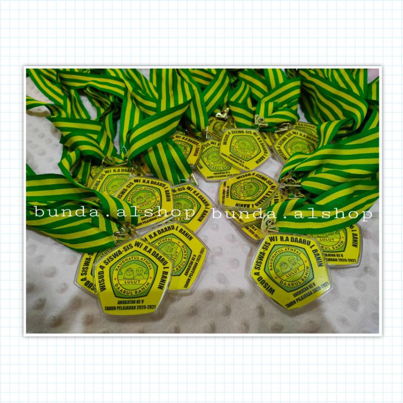 

Medali Mendali Acrylic Akrilik Insert Paper