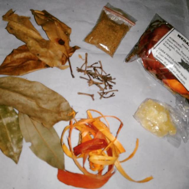 

Wedang Uwuh Jahe Instan