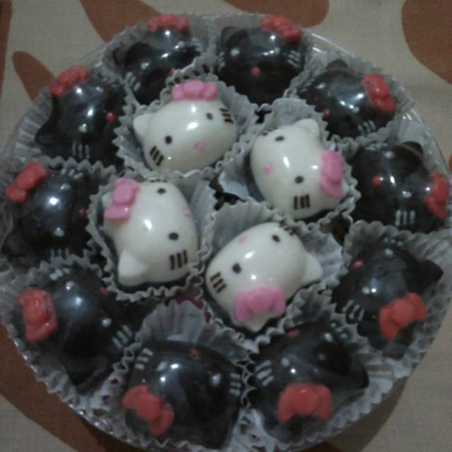 

Coklat karakter/coklat paraline