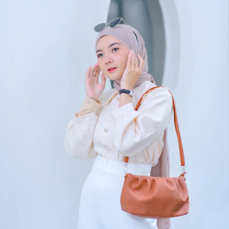 KEENAN Slingbag by GABIA Slingbag sling bag Slempang Selempang wanita shoulder bag bahu cewe cewek k