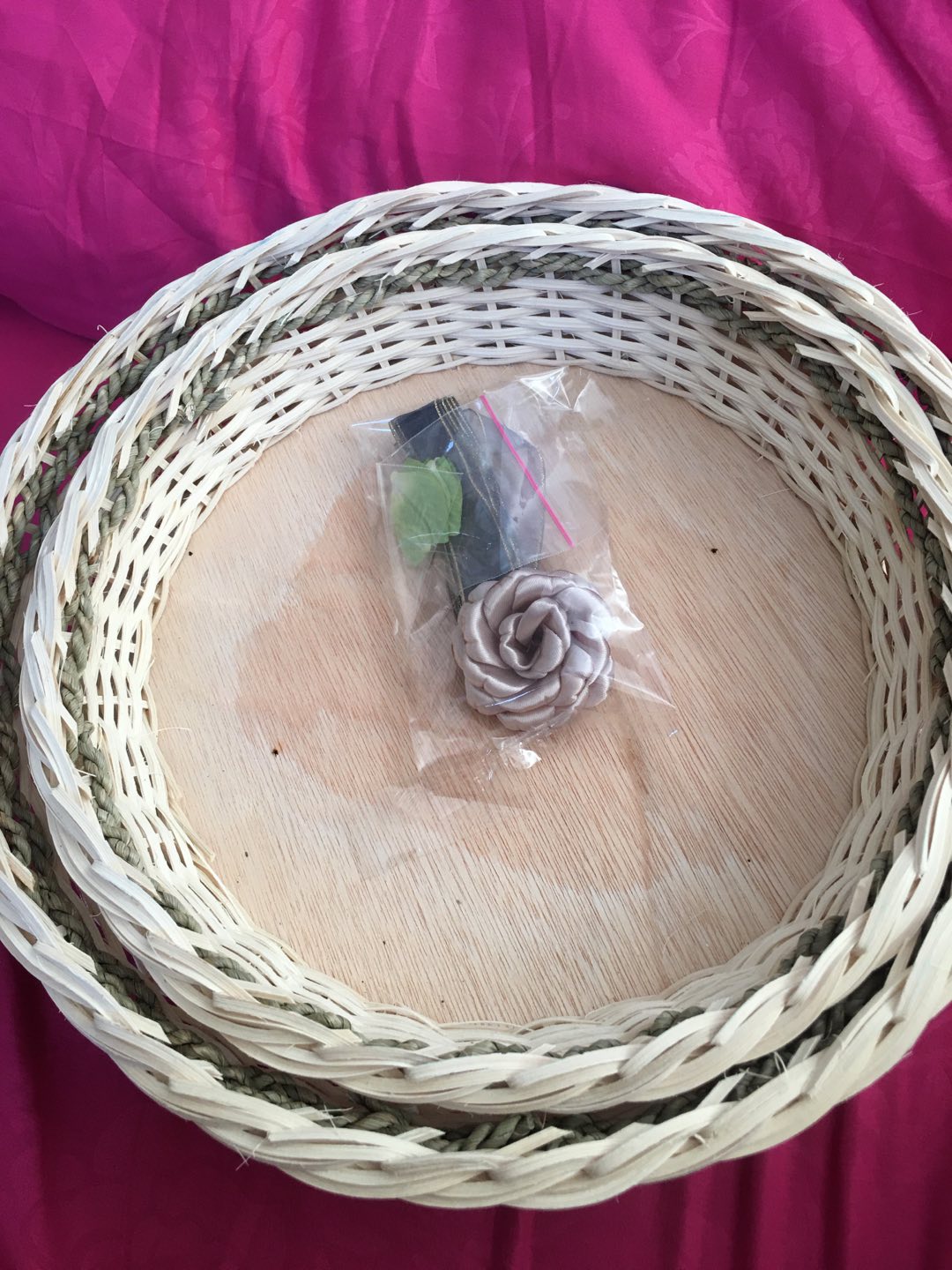 Anyaman Putih Bulat Isi 2 Pcs