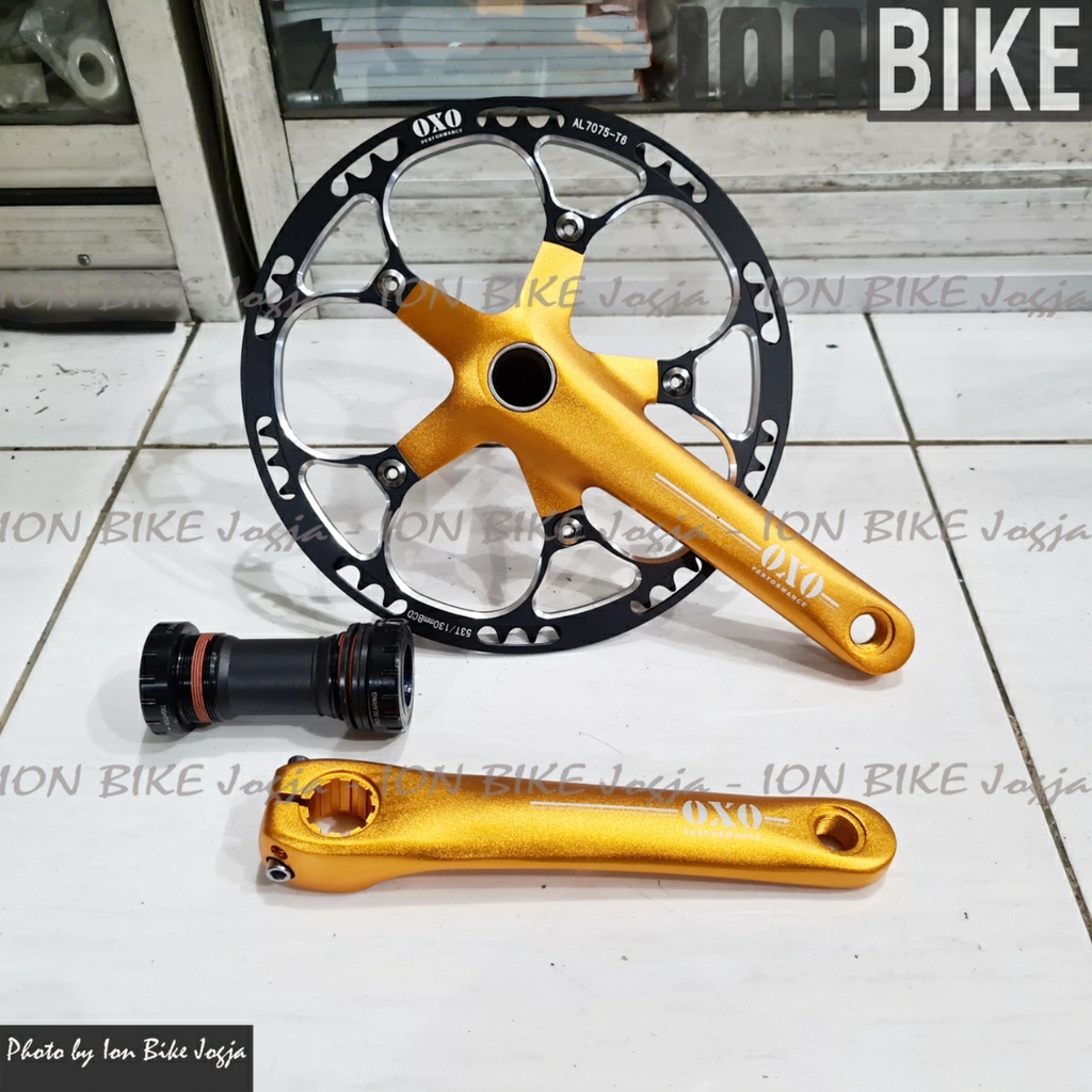 Crankset Oxo 56T Gold Black Hollowtech 2 BB HT2 Crank 56 T Single Seli