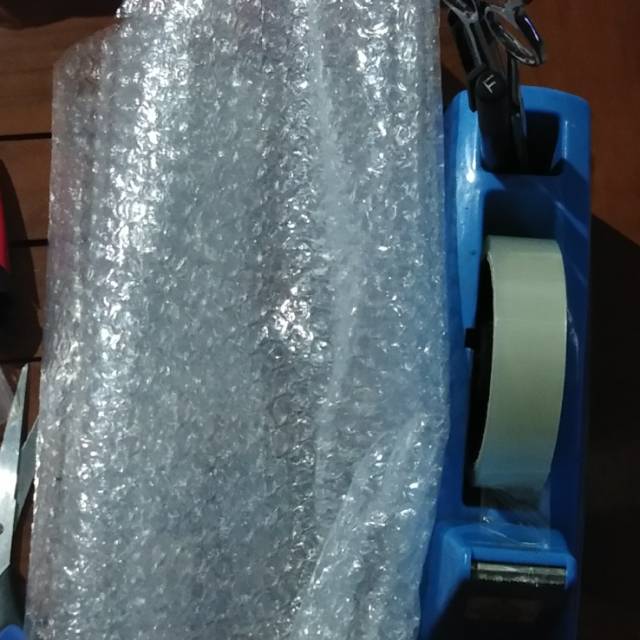 Bubble Wrap / Packing tambahan