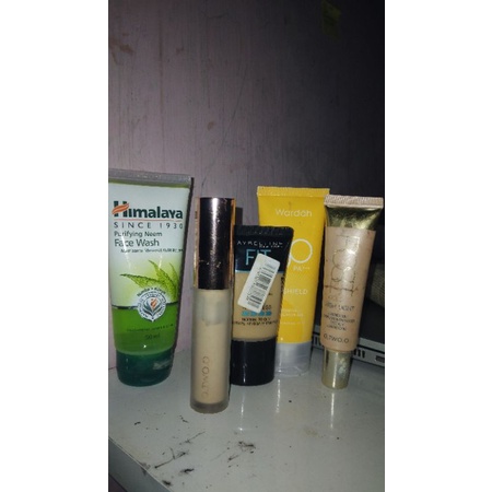 preloved maybelline foundation 220 | himalaya facewash | sunscreen wardah | concealear otwoo | higli