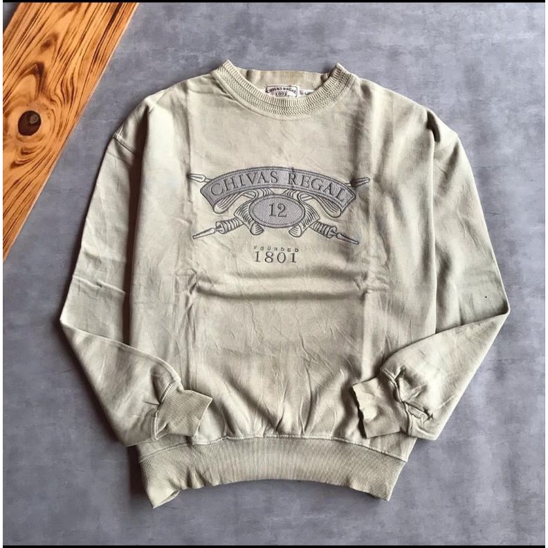 Preloved Bakulan Secondbrand Crewneck Chivas Regal