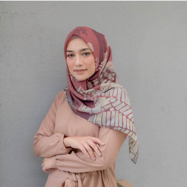 READY STOCK EISHA SERIES MAROON BY LOUISALUNA