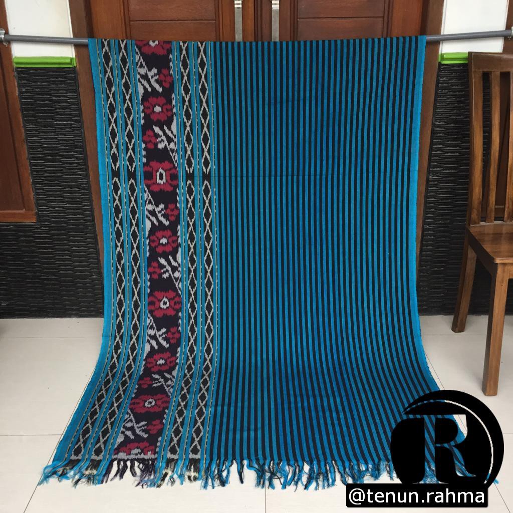 Tenun Ikat Blanket Lombok
