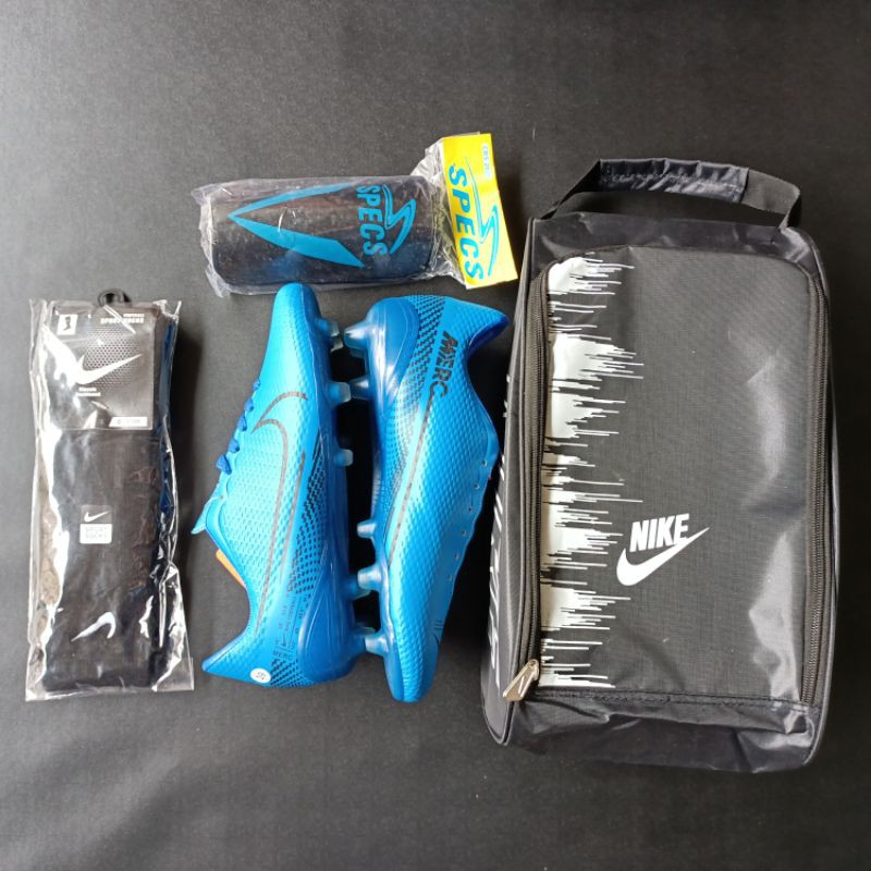 PAKET KOMPLIT Sepatu bola Nike termurah(bisa cod)