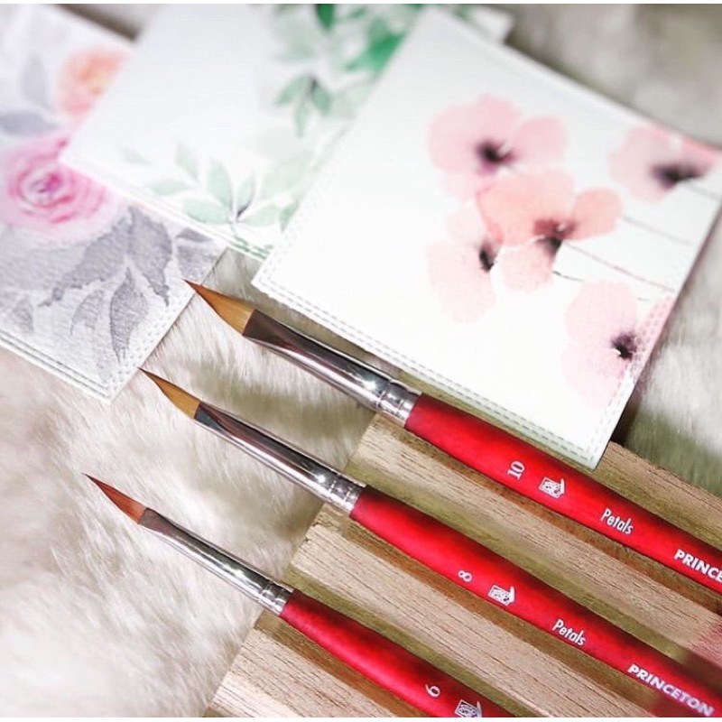 

Princeton Velvetouch Petals Brush