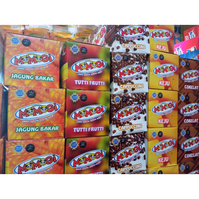 

Snack momogi box 500 isi 20