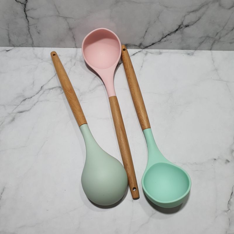 Silicone Cooking Ladle with wooden handle / centong sayur sop spatula / soup