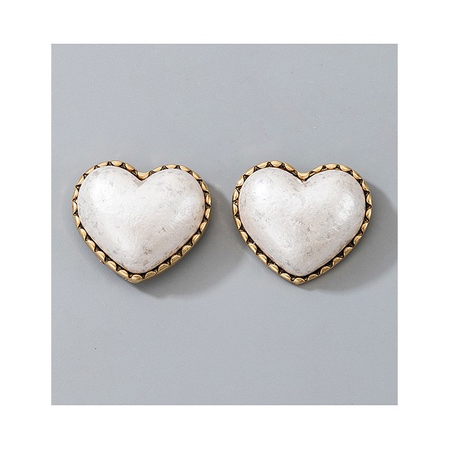 LRC Anting Tusuk Fashion White Pearl Love Alloy Earrings P75593