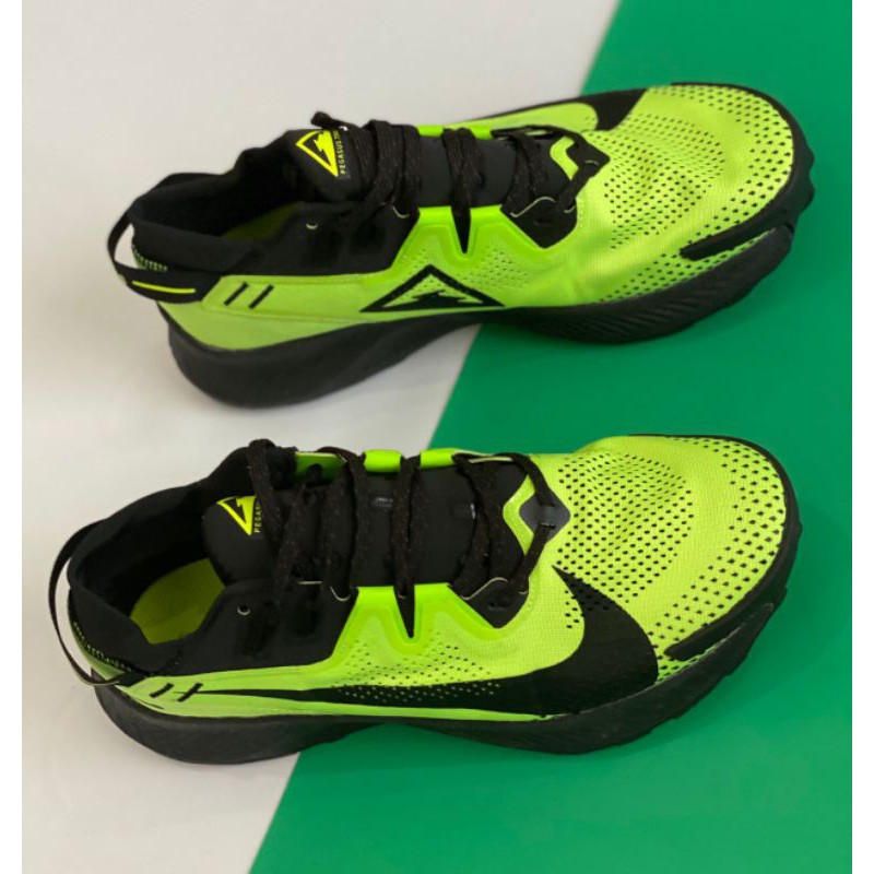 SEPATU PRIA NIKE PEGASUS TRAIL GREEN ELEKTRIK
