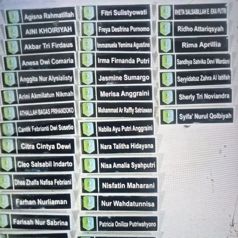 

Name Tag Sekolah/Kerja