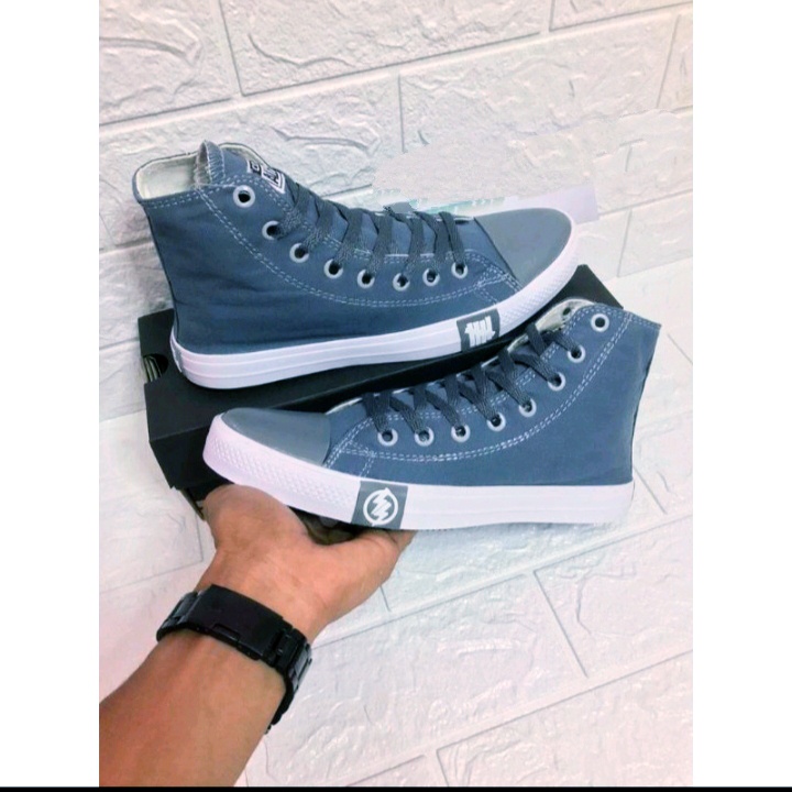 SEPATU BOOTS /HI SEPATU SNEAKERS CONVERSE FLASH TERBARU