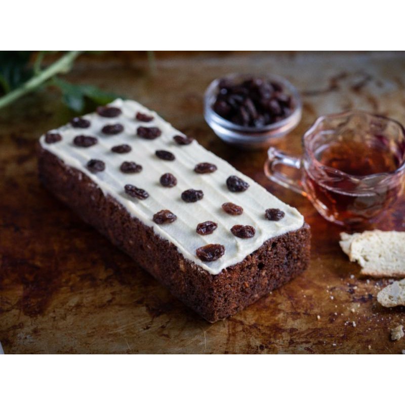 

carrot Cake topping raisin