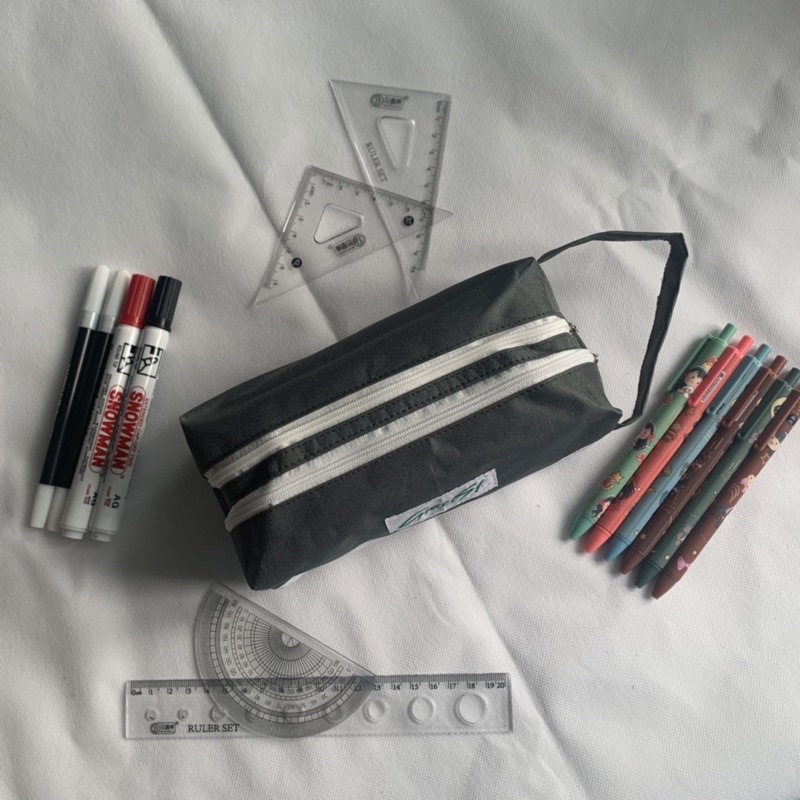 

TEMPAT PENSIL 2 POUCH GRACEST