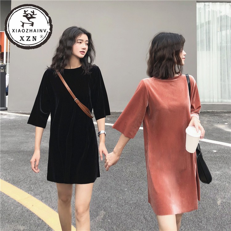 Xiaozhainv Baju  kaos  leher bulat lengan pendek longgar  